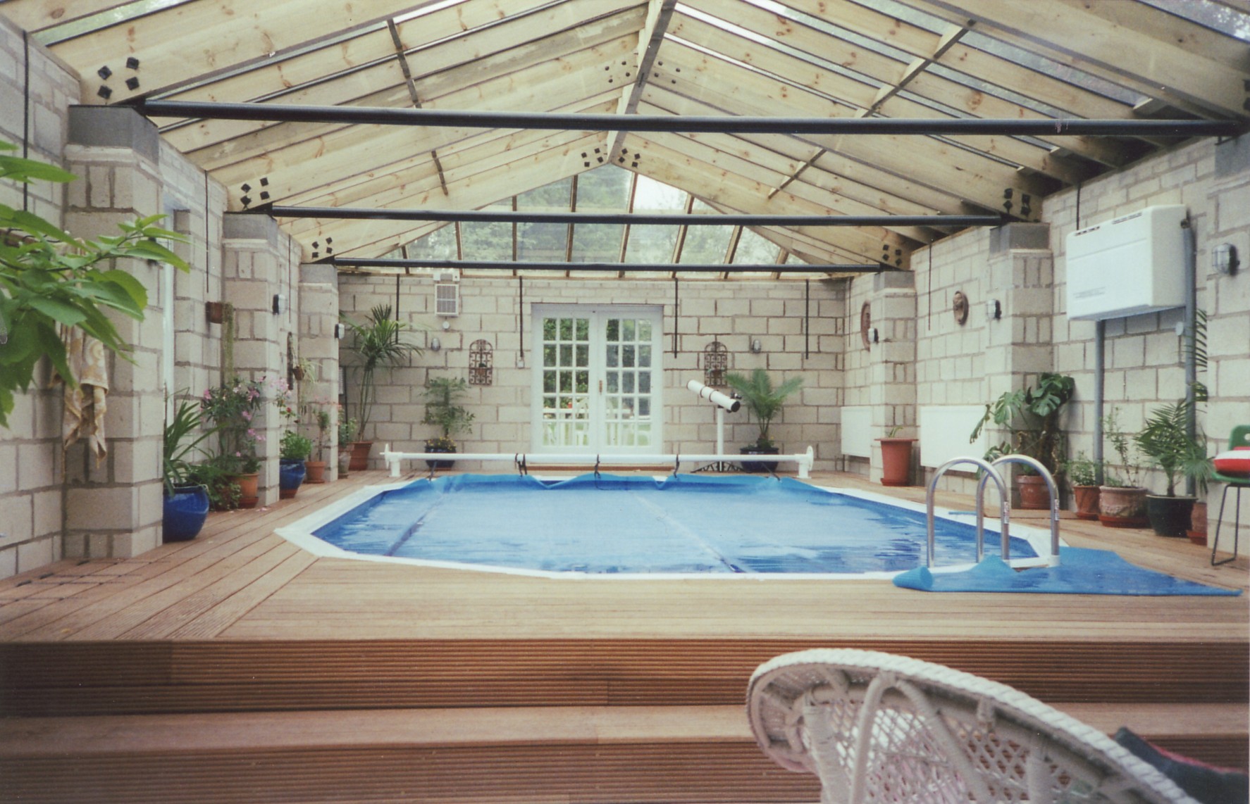 Indoor 30ft x 15ft 'Classic' Aluminium Pool with surface level deck surround